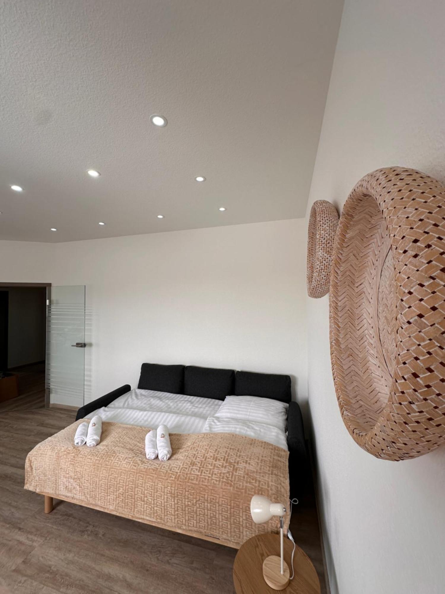 Amao-Obsidian I 120Qm I Elegantes Business- & Familienapartment I 3 Schlafzimmer I Kingsize Betten シュヴァナウ エクステリア 写真