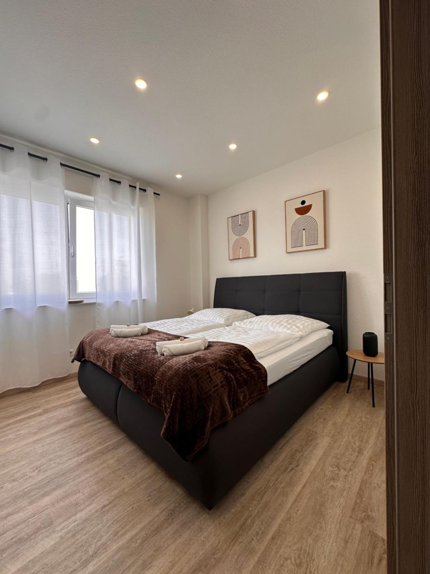Amao-Obsidian I 120Qm I Elegantes Business- & Familienapartment I 3 Schlafzimmer I Kingsize Betten シュヴァナウ エクステリア 写真